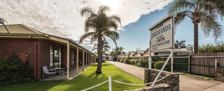 Motel Lakes Jakaranda Holiday Units