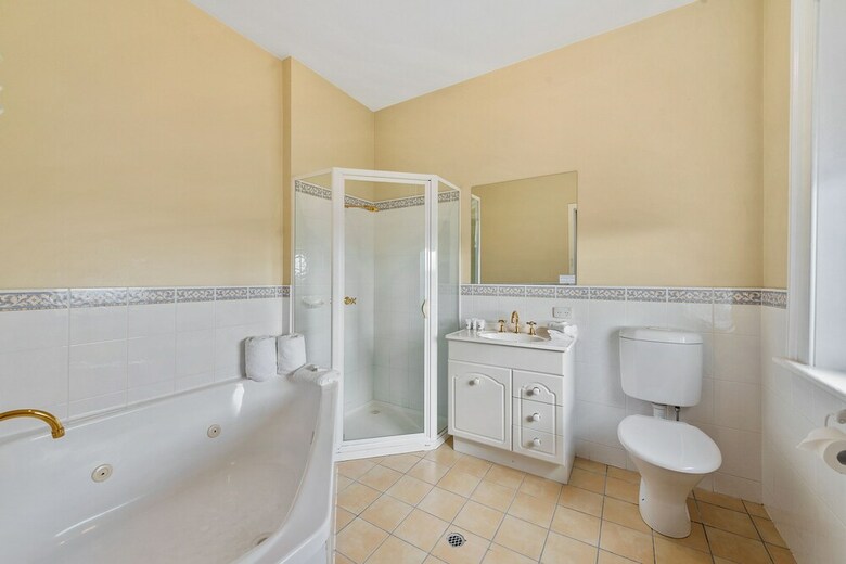 Waratah On York Bed & Breakfast