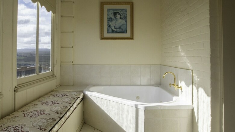 Waratah On York Bed & Breakfast
