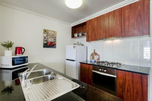 Complete Host Southpoint Apartments
