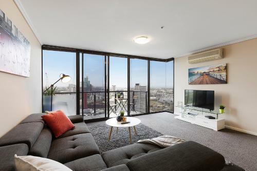 Complete Host Southpoint Apartments
