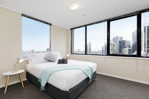 Complete Host Southpoint Apartments