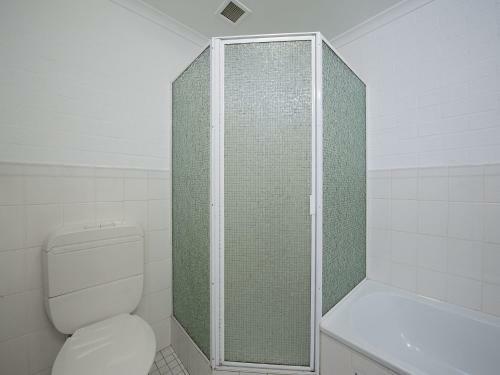Apartamento Intrepid Close, Seaspray, Unit 03, 4