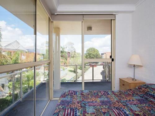 Apartamento Intrepid Close, Seaspray, Unit 03, 4