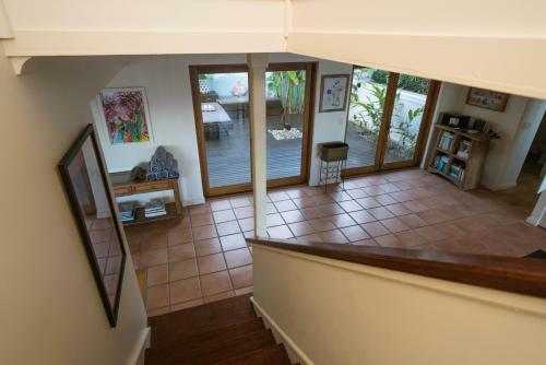 Frangipani Beach House - Newell Beach
