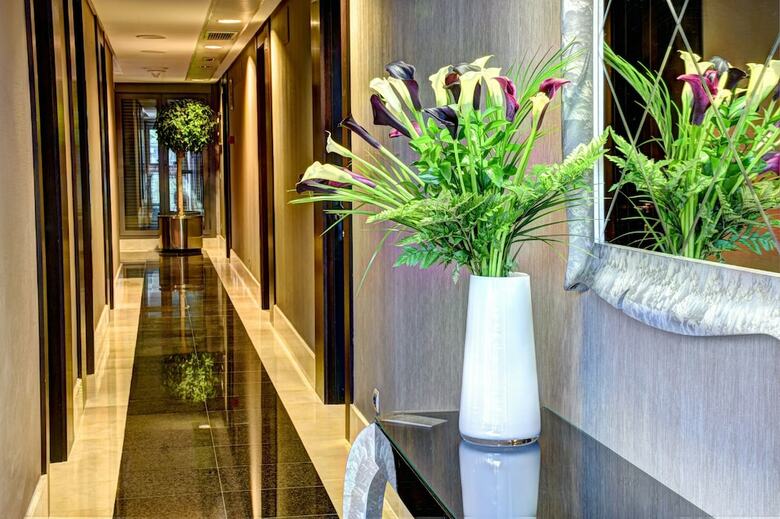 Nexus Benalmadena Suites & Apartments