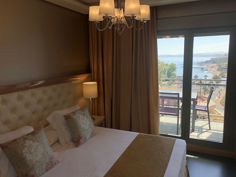 Nexus Benalmadena Suites & Apartments