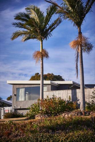 Harbour View Apartments
