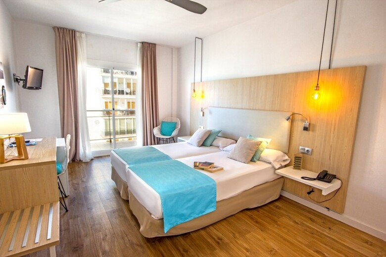 Hotel Monterrey Roses By Pierre & Vacances