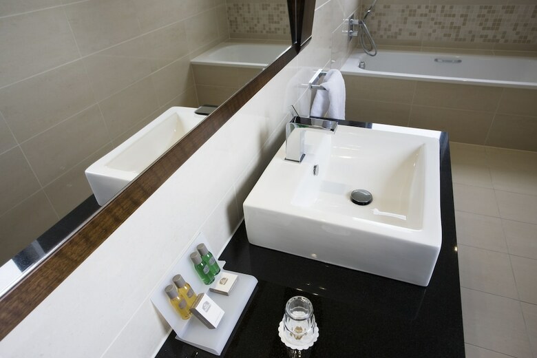 Ashling Hotel