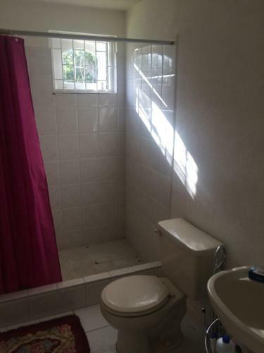 Spacious White House Villa 1 To Sandy Beaches