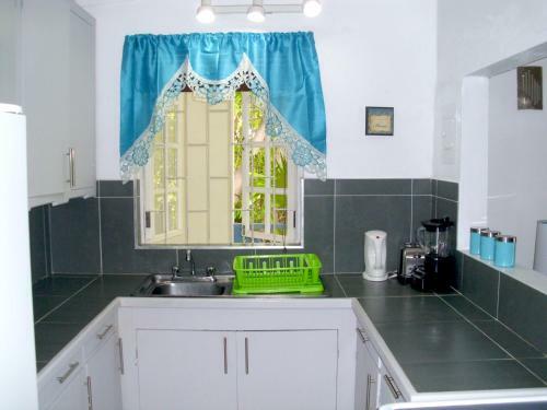 Sunshine House