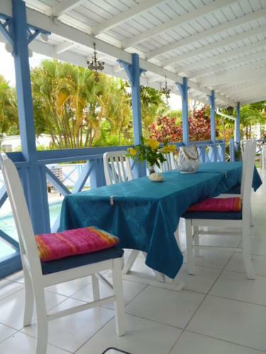 Sunshine House