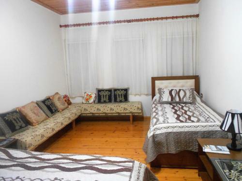 Hostal Guest House Taunus