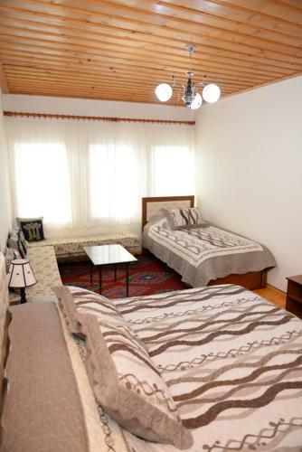 Hostal Guest House Taunus
