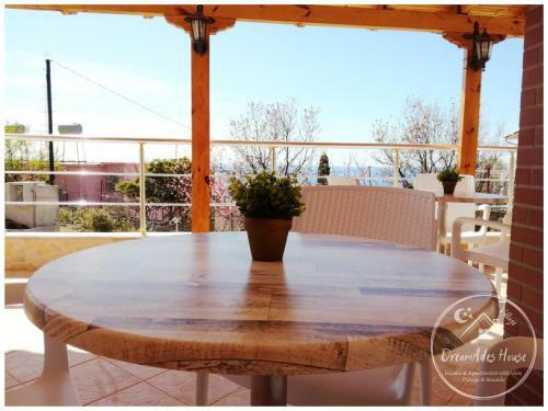 Hostal Dreamades House - Village