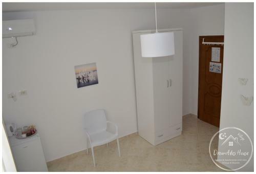 Hostal Dreamades House - Village