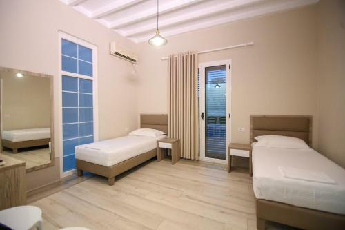 Hostal Vila Kristi