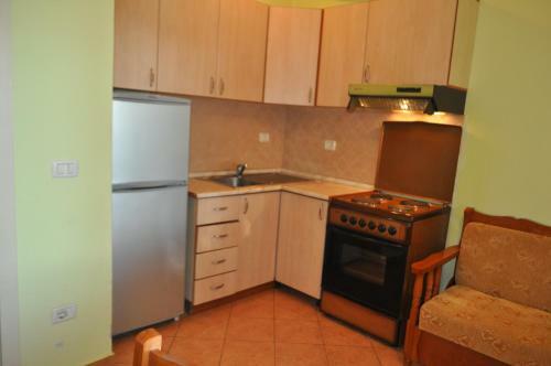 Pine View Apartment