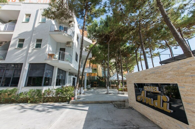 Hotel Andi
