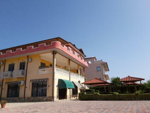 B&B Kujtimi Hotel