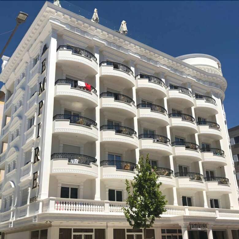 Hotel Empire