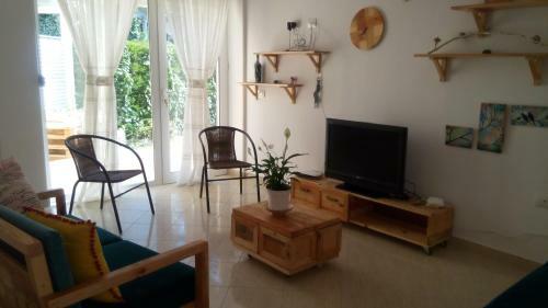 Villa Eco-house Lalzi Bay