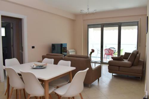Besi Apartments