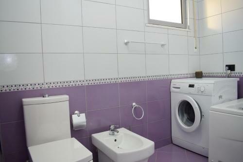 Besi Apartments