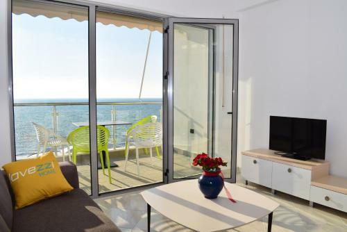Besi Apartments