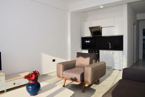 Besi Apartments