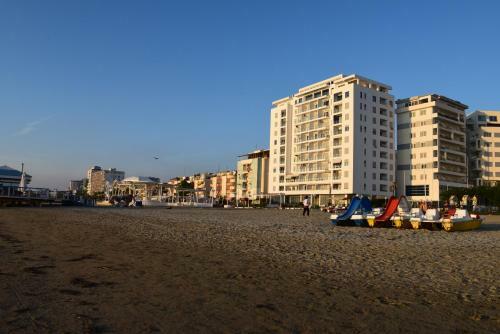 Besi Apartments