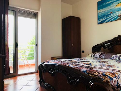 Leo Apartament