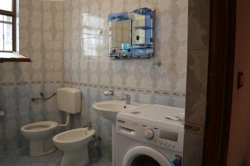 Villa Baka?s House