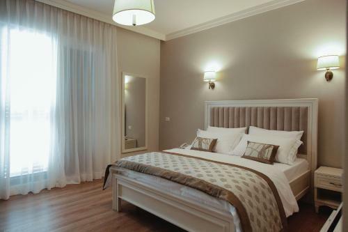Amfiteatri Boutique Hotel