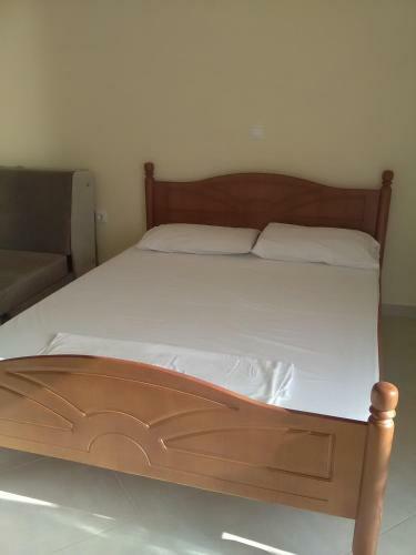 Hotel Petros Rooms