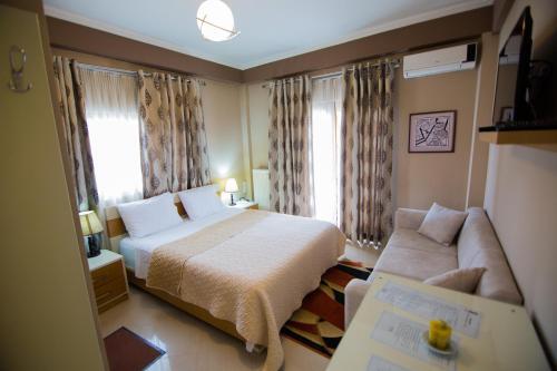 Dea Hotel 2002