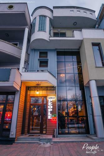 Hostal Guest House People