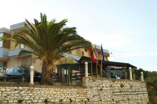 Apartamento Xhoraj Villa Radhime