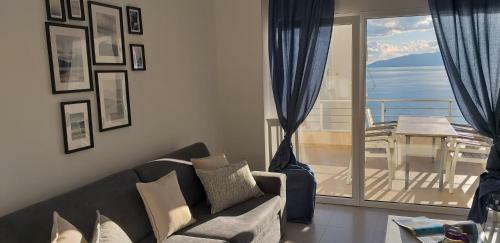 Veranda Sea View Apartment