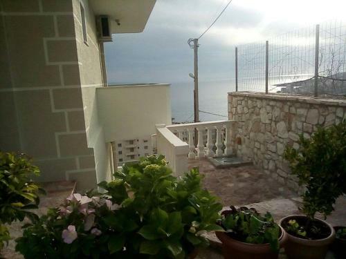 Villa Alimema