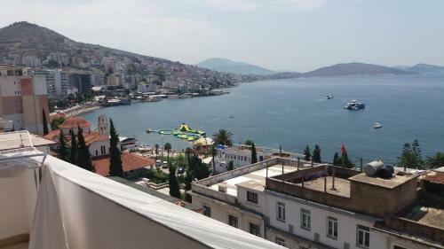 Seaview Apartment Detjoni