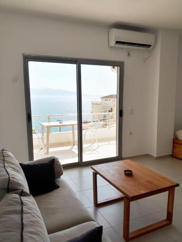 Sarand� Bay Apartment 1+1