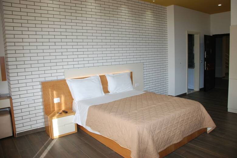 Sunrise Luxury Apartments