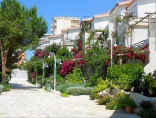 Apartamentos Luxury Diva Saranda Bougainville