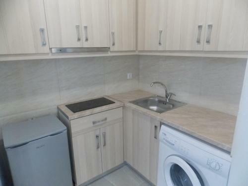 Elvin Apartments