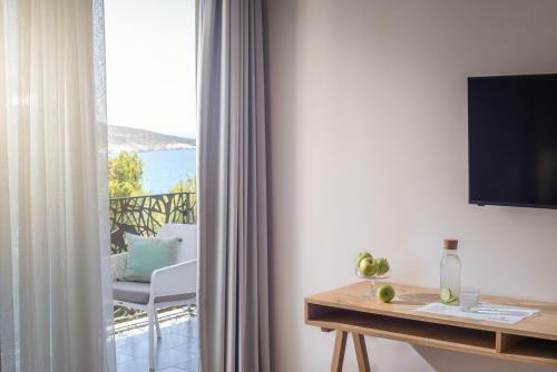 Glow Boutique Hotel & Suites