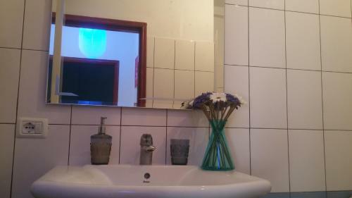 Kodra Apartment