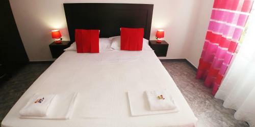 Mira Luxury Apartment