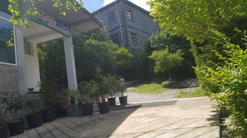 Hotel Balani Bar Restorant